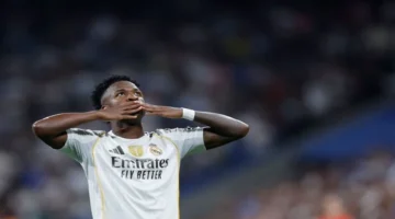 مبلغ ضخم.. عملاق إنجليزي يجهز 150 مليون لضم فينيسيوس